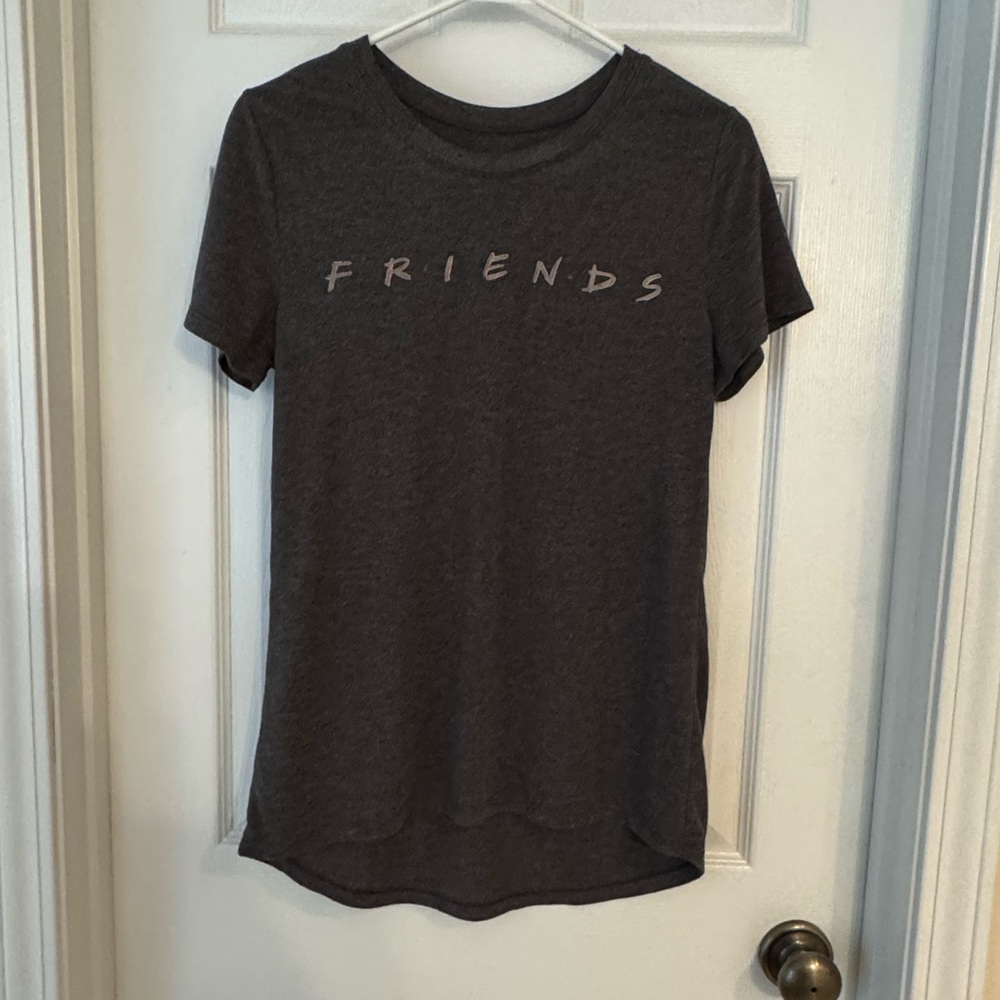 Friends tee